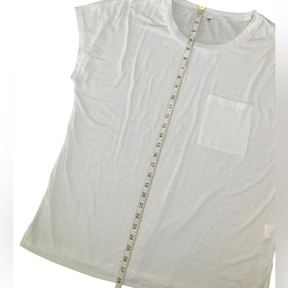 Classic White Women's Top Size XL EUC - Picture 7 of 9